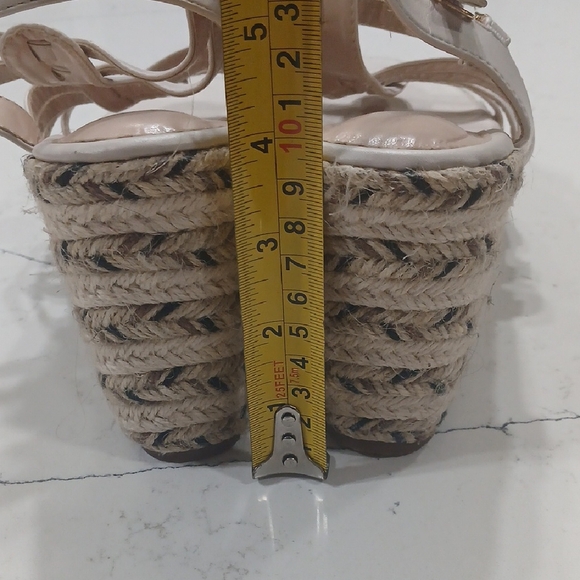 Cream Wedge Sandals Sz41 Fits Size 10 New Without Tag Or Box - Picture 2 of 6